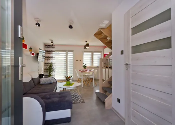 Oaza * אוסטרובו